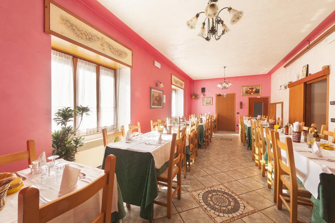 Albergo Belvedere كوليو المظهر الخارجي الصورة